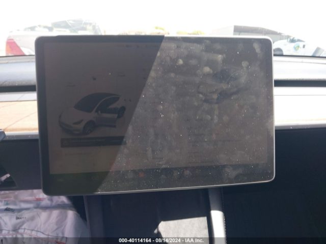 7SAYGDED5RF015600 Tesla Model Y