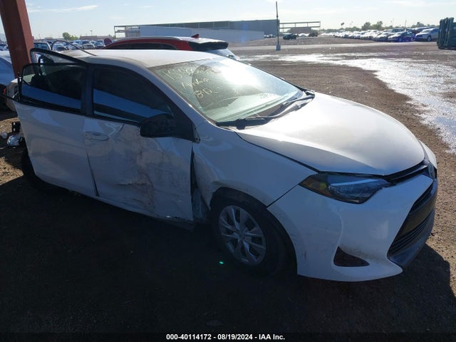 Toyota COROLLA L 2018 2T1BURHEXJC113236 Image 12