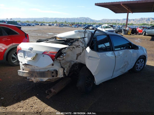Toyota COROLLA L 2018 2T1BURHEXJC113236 Image 4