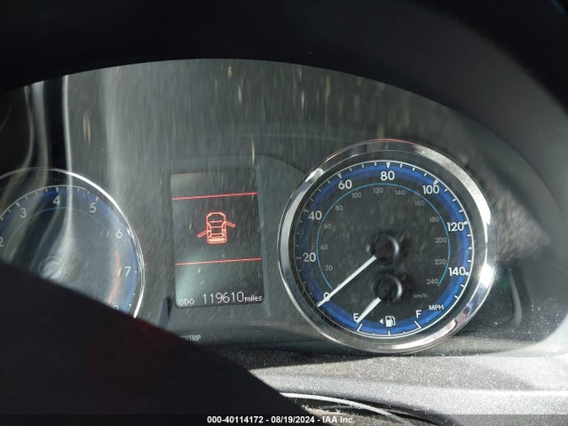 Toyota COROLLA L 2018 2T1BURHEXJC113236 Image 7