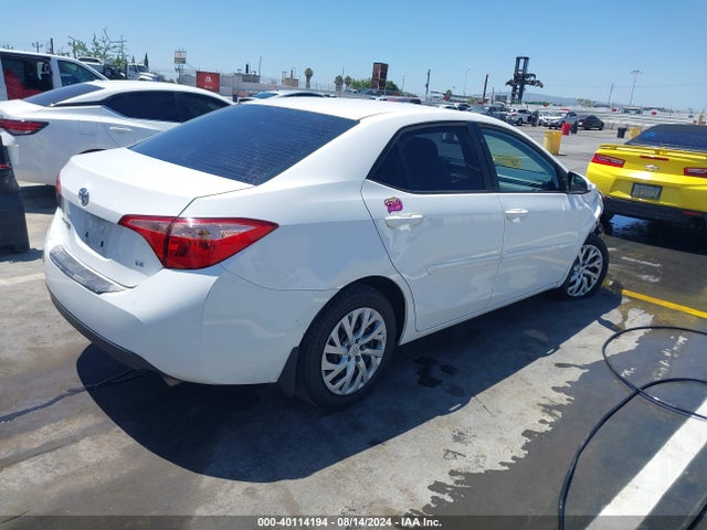 Toyota COROLLA LE 2019 5YFBURHE4KP945320 Image 4