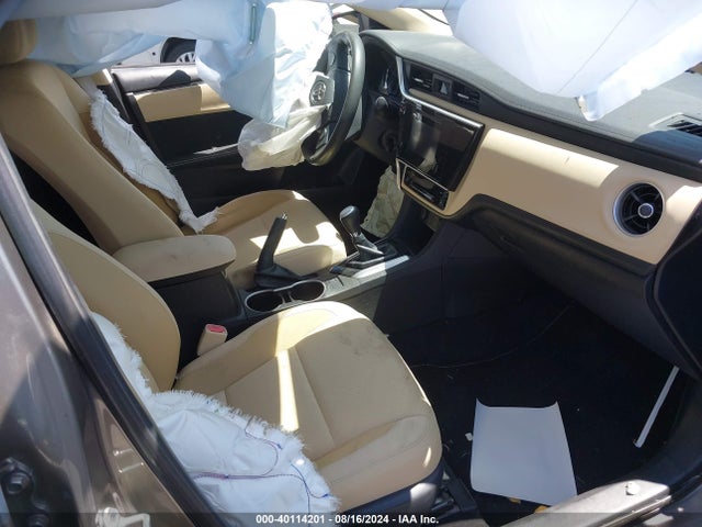 Toyota COROLLA LE 2018 5YFBURHE4JP815066 Image 5
