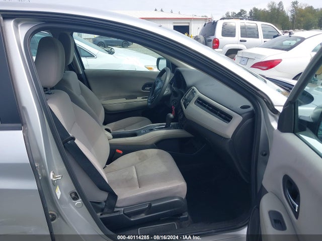 Honda HR-V LX 2016 3CZRU5H37GM740766 Image 5
