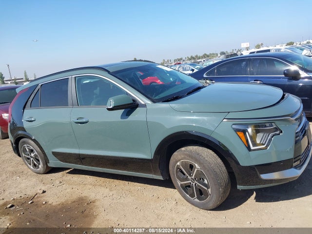 KIA NIRO SX 2023 KNDCT3LE0P5095721 Image 14