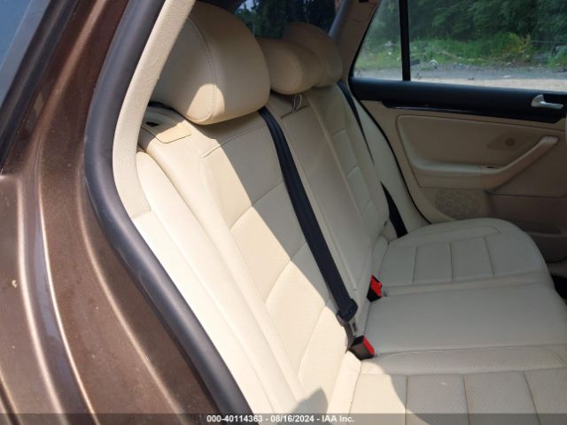 3VWPL7AJ1EM600730 Volkswagen Jetta Sportwagen 2.0l Tdi