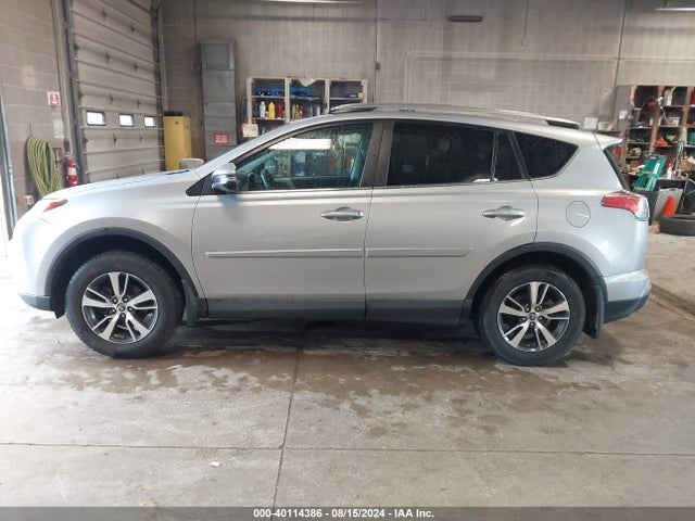 Toyota Rav4 Xle 2017 2T3RFREV5HW694819 Image 14