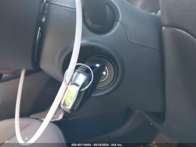 KNDCP3LE2R5188473 KIA NIRO LX