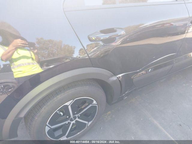 KNDCP3LE2R5188473 KIA NIRO LX
