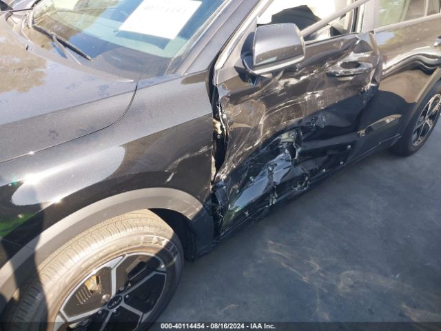 KNDCP3LE2R5188473 KIA NIRO LX