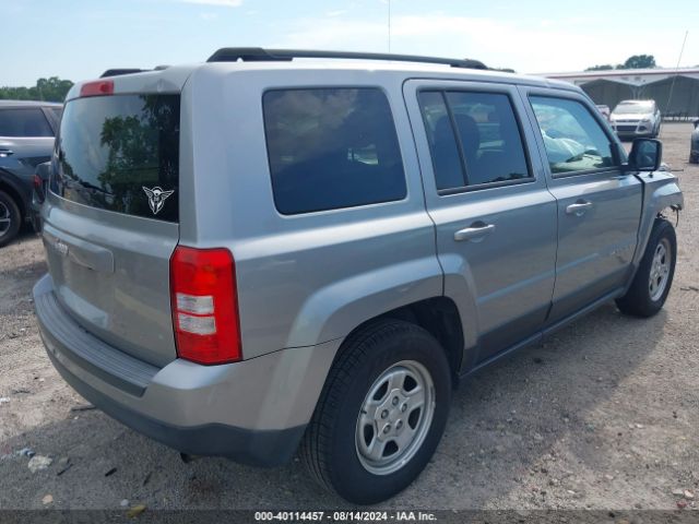 1C4NJPBA8HD149715 Jeep Patriot Sport Fwd