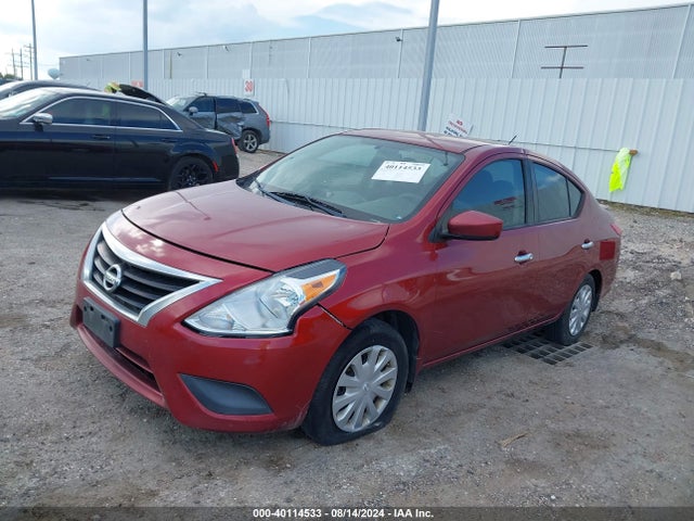 3N1CN7AP3KL818995 Nissan VERSA S