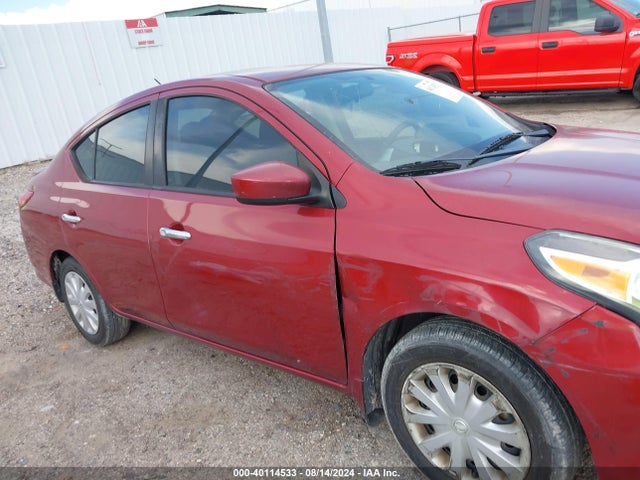 3N1CN7AP3KL818995 Nissan VERSA S