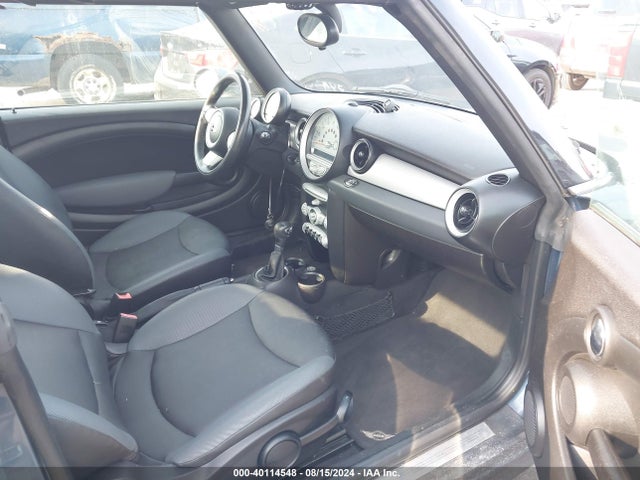 2009 MINI COOPER WMWMR33529TU96248 Photo 4