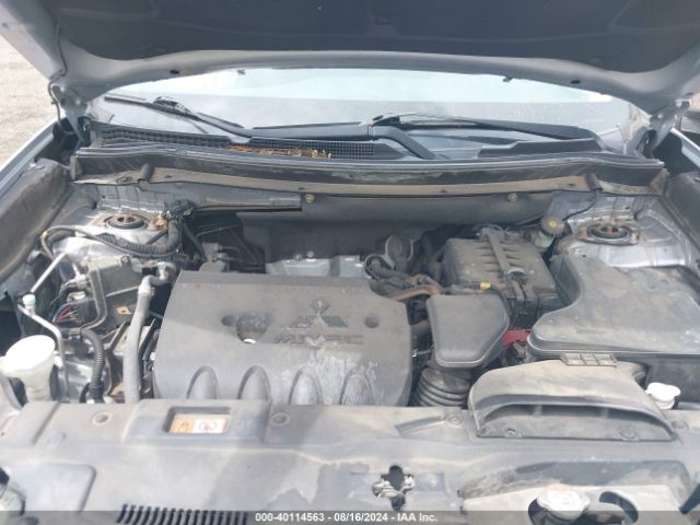 JA4AD2A33HZ024372 Mitsubishi Outlander Es