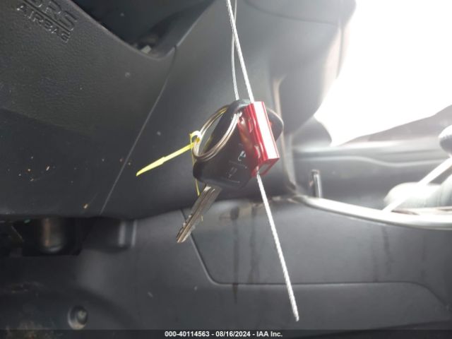 JA4AD2A33HZ024372 Mitsubishi Outlander Es