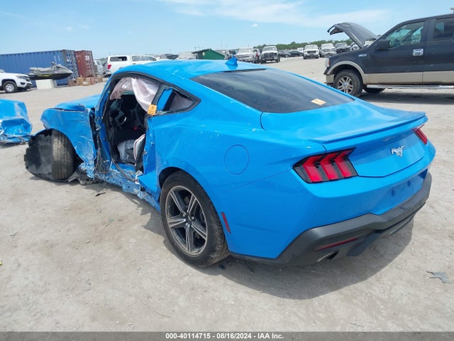 Ford Mustang Ecoboost Premium Fastback 2024 1FA6P8TH3R5114716 Image 3