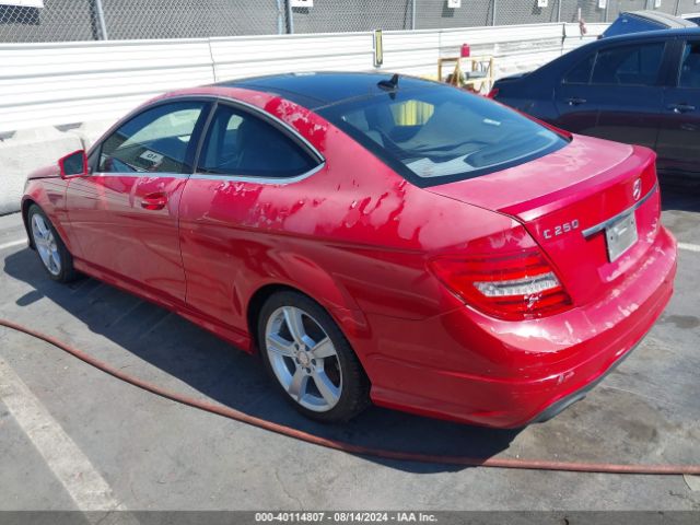 WDDGJ4HBXEG235163 Mercedes-Benz C 250