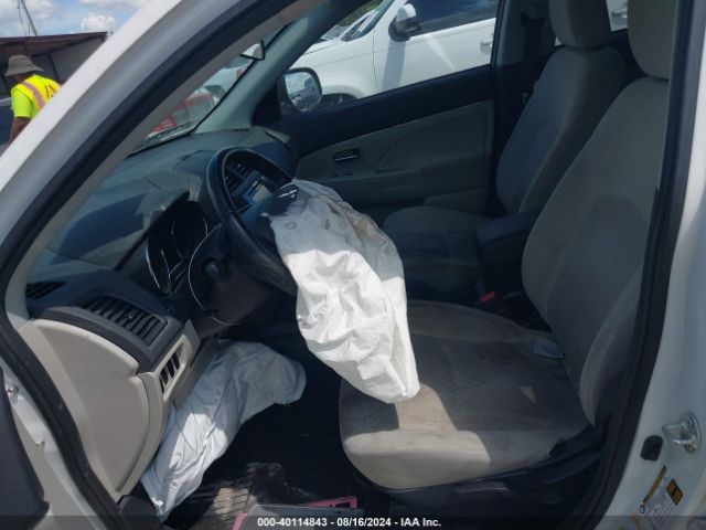 JA4AP3AW9HZ066536 Mitsubishi Outlander Sport 2.4 Se
