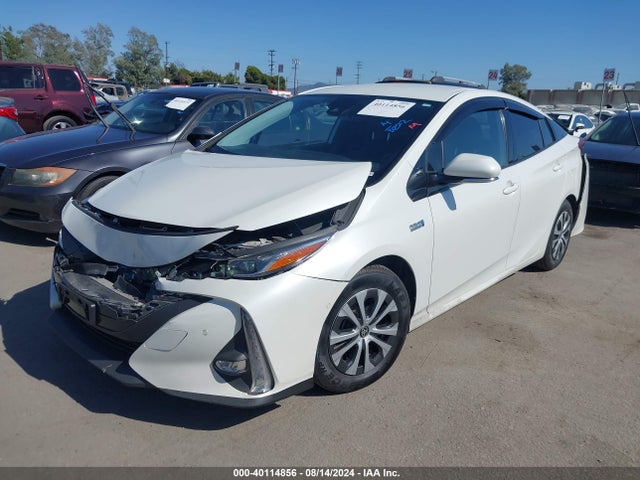 Toyota Prius Prime Limited 2020 JTDKARFPXL3127968 Image 2