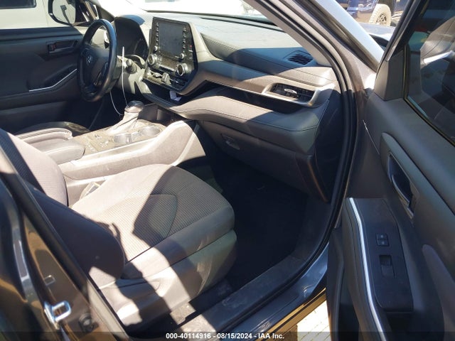 Toyota Highlander Le 2021 5TDBZRBH9MS528063 Image 5