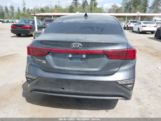 3KPF24AD7ME401586 KIA FORTE FE