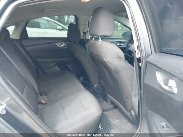 3KPF24AD7ME401586 KIA FORTE FE