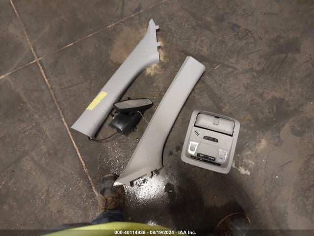 Chevrolet EQUINOX LT 2019 3GNAXKEV0KS617336 Image 12