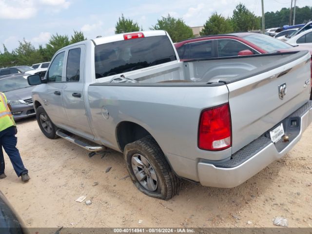 1C6RR7FG3KS579381 RAM 1500 Classic Express Quad Cab 4x4 6'4 Box