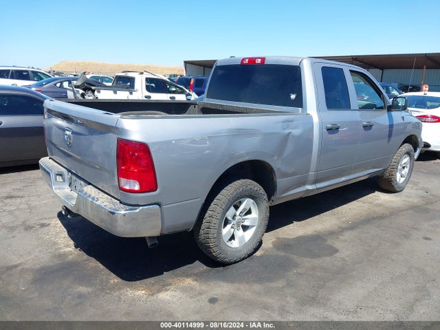 1C6RR7FG8KS667360 RAM 1500 Classic Tradesman Quad Cab 4x4 6'4 Box