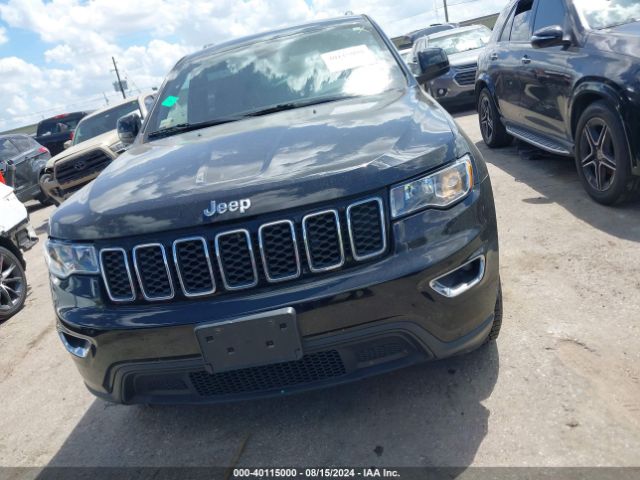 1C4RJFAG7JC332973 Jeep Grand Cherokee Laredo E 4x4