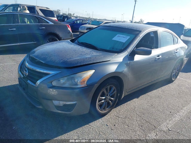Nissan Altima 2.5 S 2015 1N4AL3AP2FC464705 Image 2
