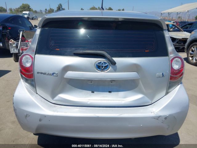 JTDKDTB3XE1073657 Toyota Prius C One