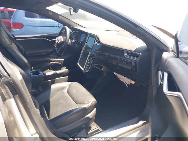 Tesla Model S 60/70/85 2015 5YJSA1E19FF111413 Image 5
