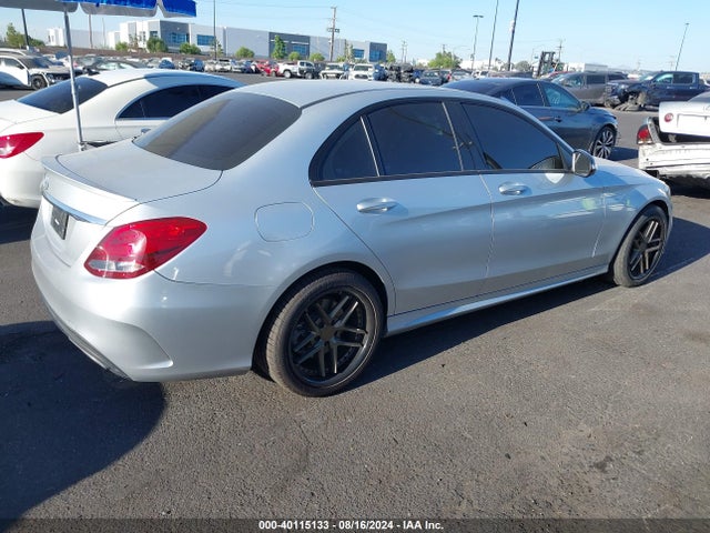 55SWF4JB0JU274395 Mercedes-Benz C 300