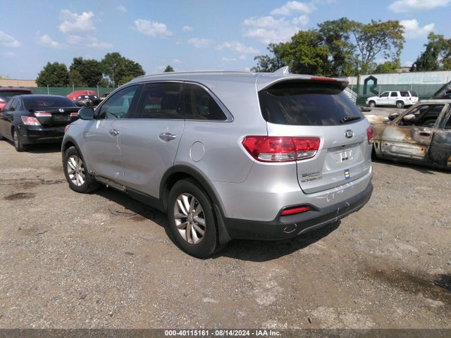 5XYPGDA57HG302287 KIA Sorento 3.3l Lx