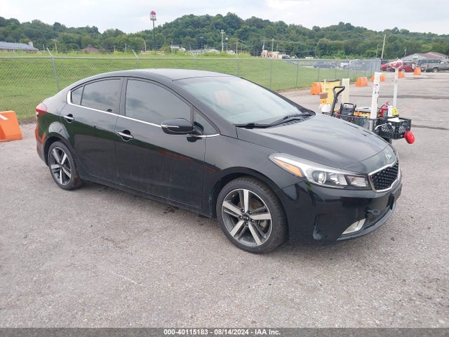 KIA FORTE EX 2018 3KPFL4A87JE242726 Image 1