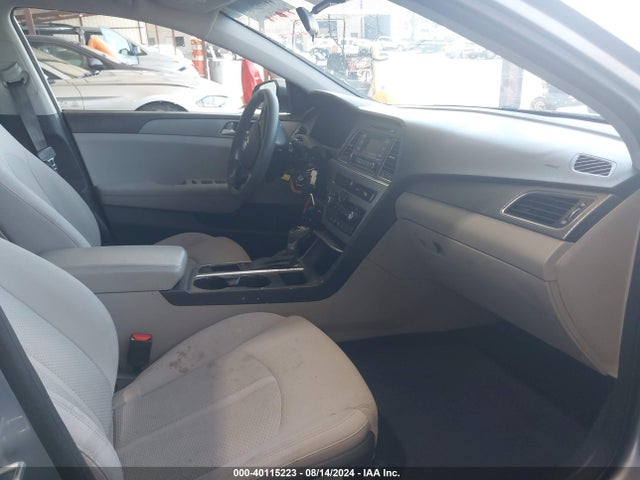 Hyundai SONATA SE 2015 5NPE24AF1FH003091 Image 5
