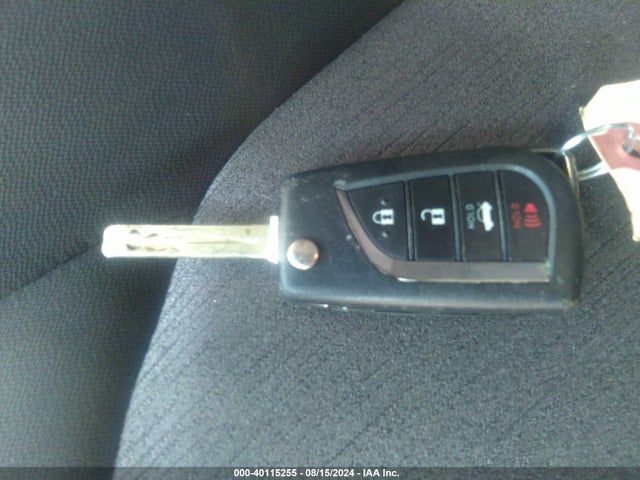 4T1C11AK7MU429002 Toyota CAMRY LE