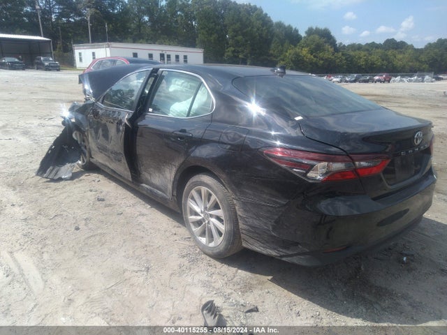 4T1C11AK7MU429002 Toyota CAMRY LE