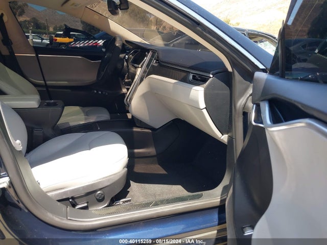 2013 TESLA MODEL S 5YJSA1CG4DFP20039 Photo 4
