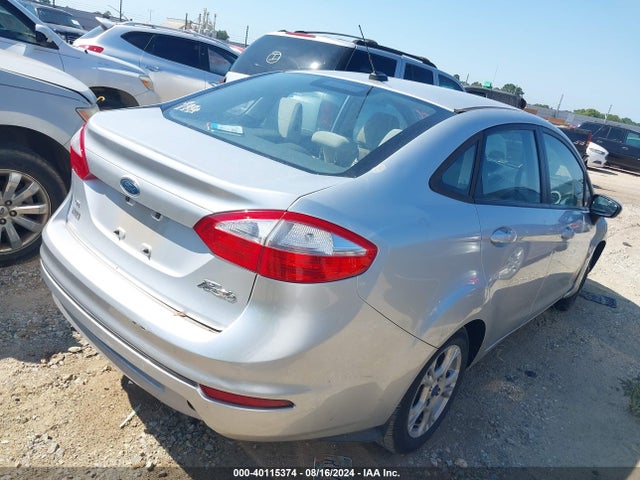 Ford FIESTA SE 2014 3FADP4BJ5EM131087 Image 4