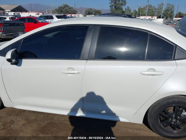 Toyota Corolla Hybrid Le 2021 JTDEAMDE1MJ014621 Image 14