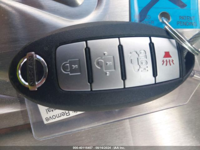 3N1CN8EV6ML878495 Nissan Versa Sv Xtronic Cvt
