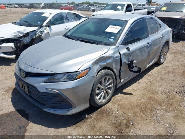 Toyota CAMRY LE 2023 4T1R11AK7PU825199 Image 2