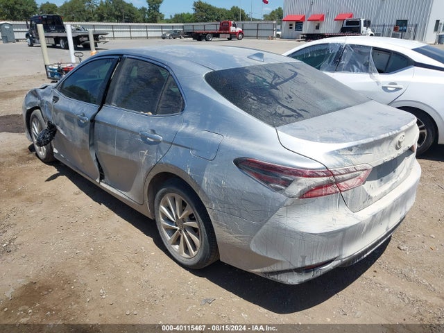 Toyota CAMRY LE 2023 4T1R11AK7PU825199 Image 3