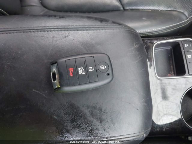 5XYKW4A79EG503845 KIA Sorento Limited V6