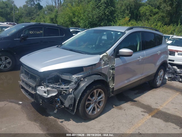 Ford ESCAPE SE 2018 1FMCU9GD0JUB39159 Image 2
