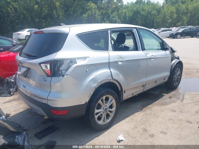 Ford ESCAPE SE 2018 1FMCU9GD0JUB39159 Image 4
