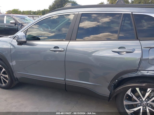 Toyota Corolla Cross Xle 2024 7MUDAAAG7RV100158 Image 14