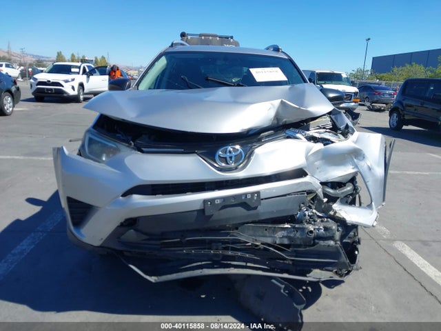 Toyota RAV4 LE 2016 2T3BFREV6GW498193 Image 13